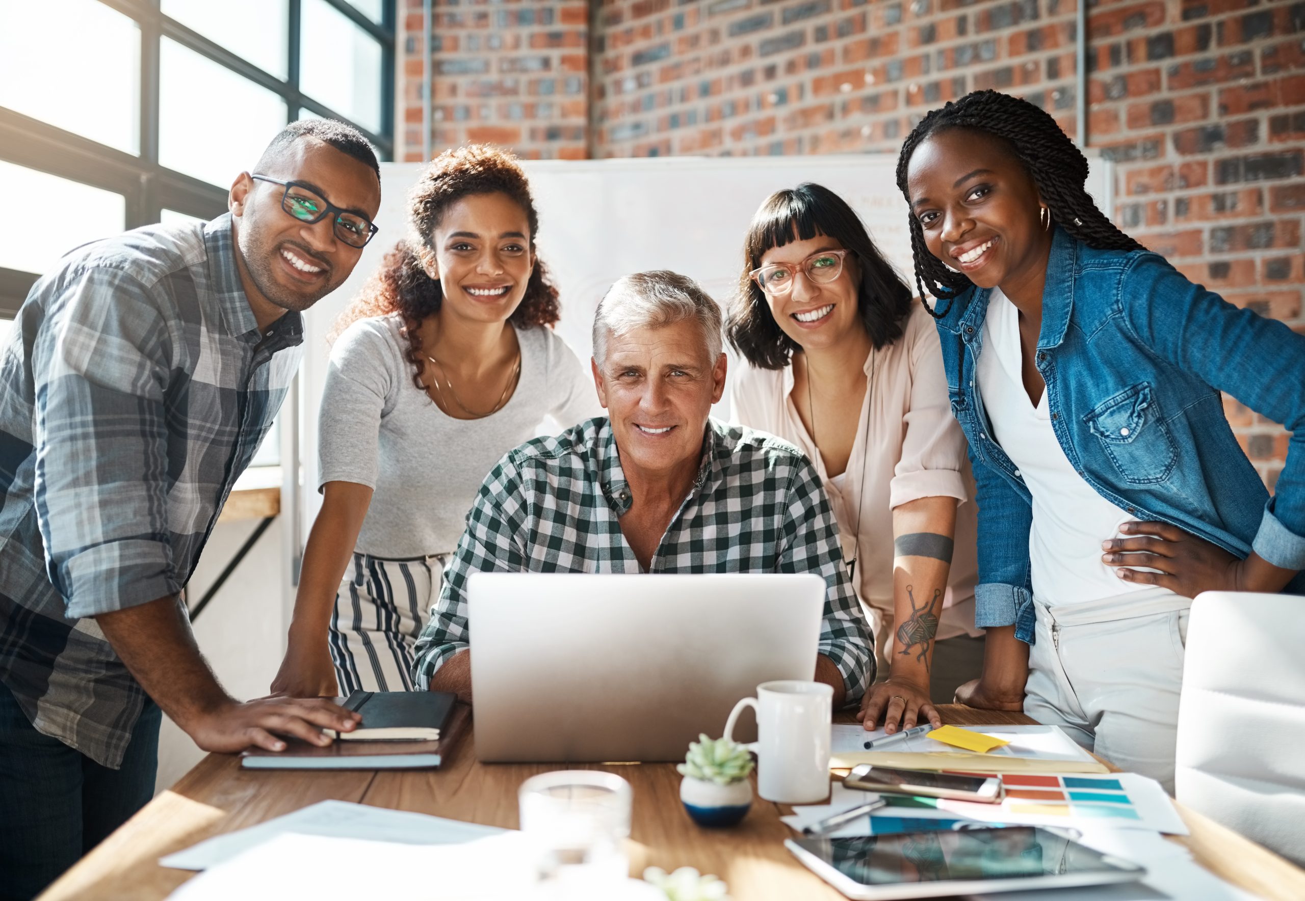 We tackle your tasks as a team.